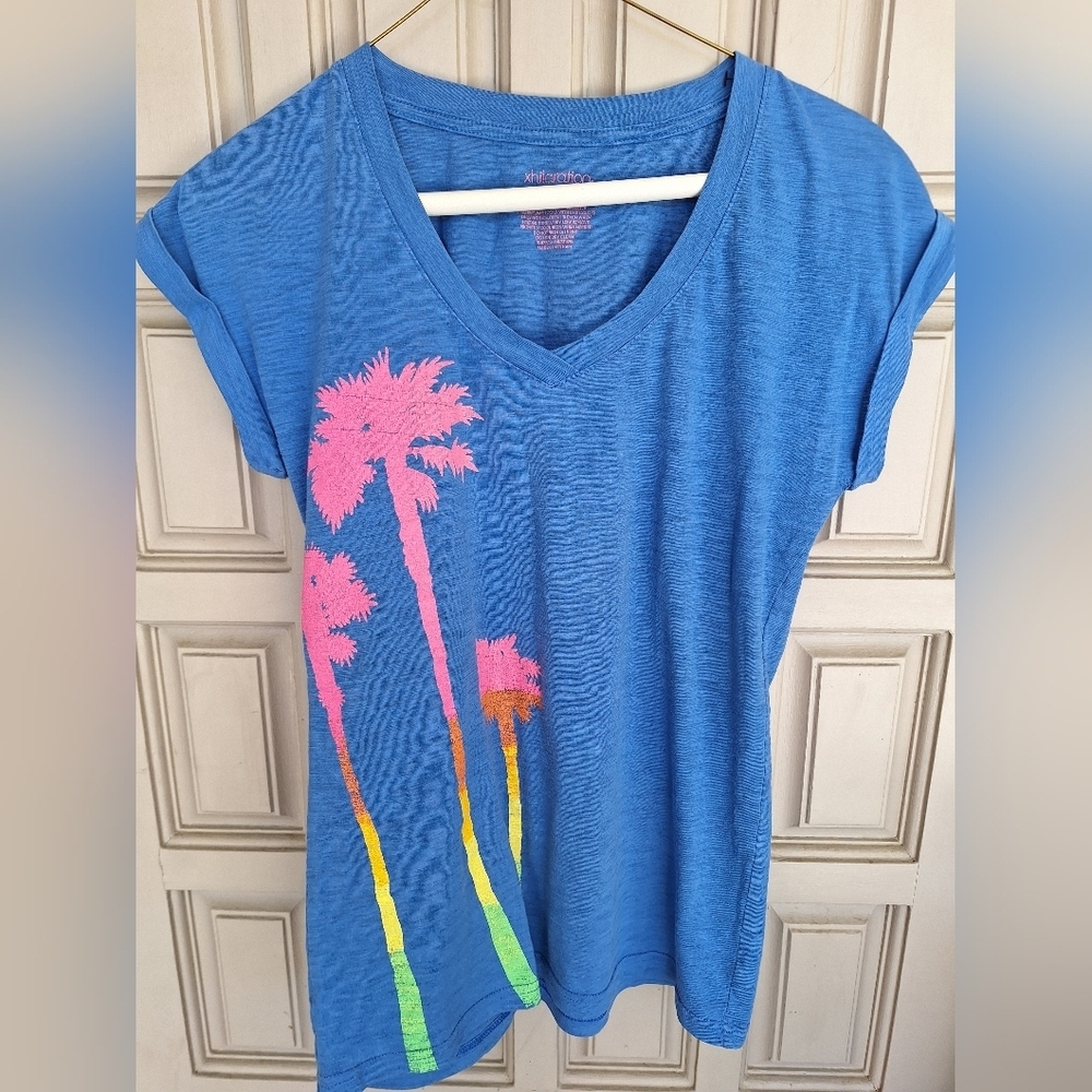 Xhileration Tropical Tee SzXS Rolled Short Sleeve Blue/Pink Palms V Neck Cutie